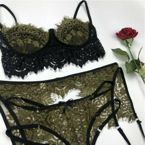 Lace Lingerie 3 pc Sexy Boudoir Garter Teddy Set - Picture 12 of 16